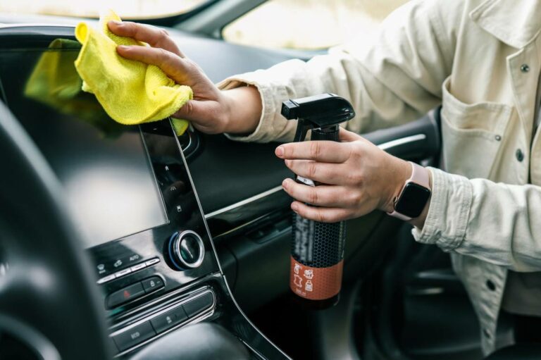 8 tips to clean a car the right way
